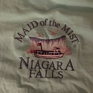 ✨ Niagara Falls Maid of the Mist stitched tee ✨